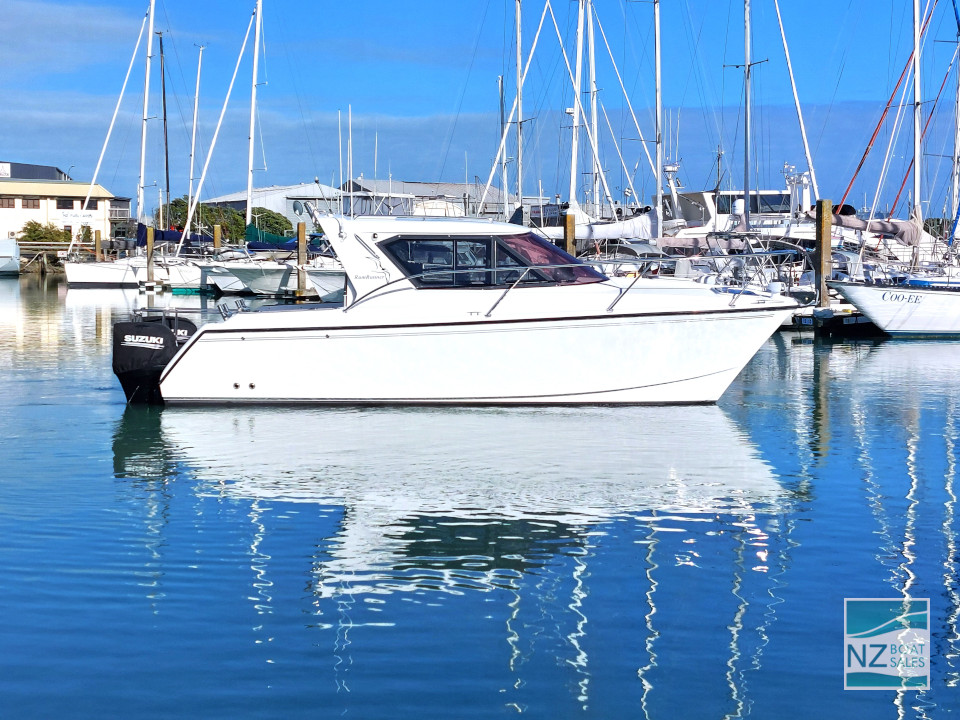 Rum Runner — Immaculate 9m Black Cat