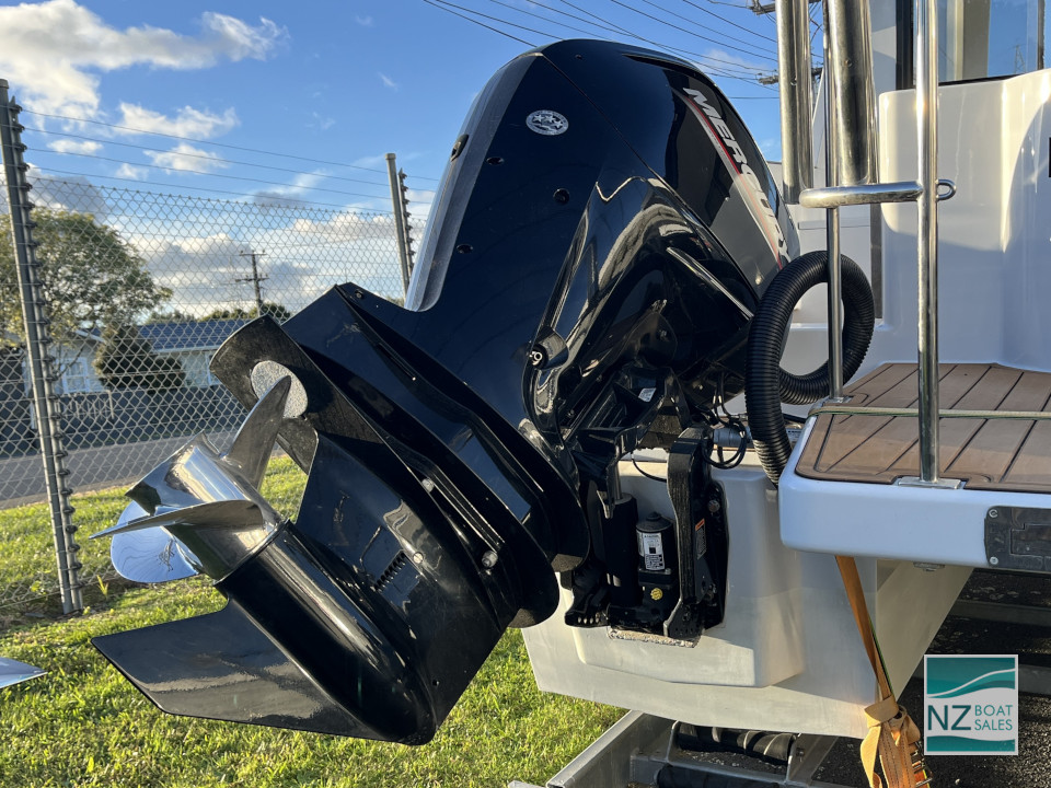 Paradigm Shift – Dan Leech Custom Power Cat – Near-New on Trailer - Image 8