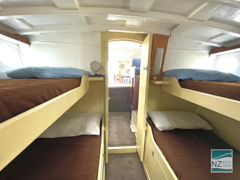 Mandalay — beautiful 36ft 1940 kauri classic - Image 11