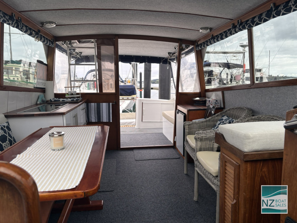 Blue Lagoon — Jim Young Vindex 32, in lovely condition - Image 17