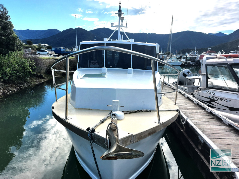 Seacrest — Tidy 1980 Hartley 30 Sounds Cruiser - Image 2