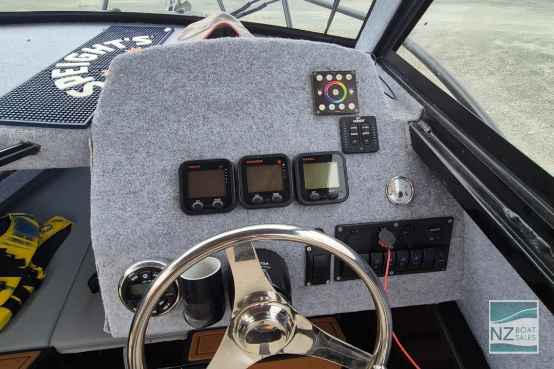 Profisher 6.25m Aluminimum Trailer Boat - Image 9
