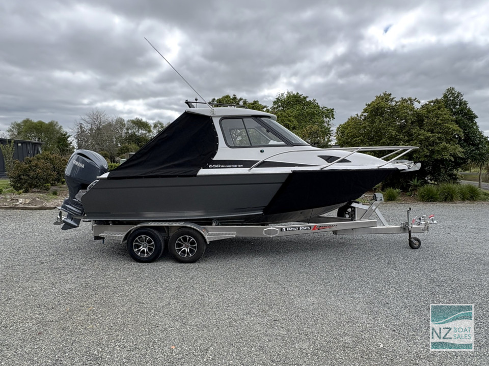 Maverick — 3-Year-Old Lazer Craft 650 – Just 65 Hours - Image 6